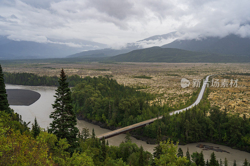 Saasak' Viewpoint Nisga'a熔岩床